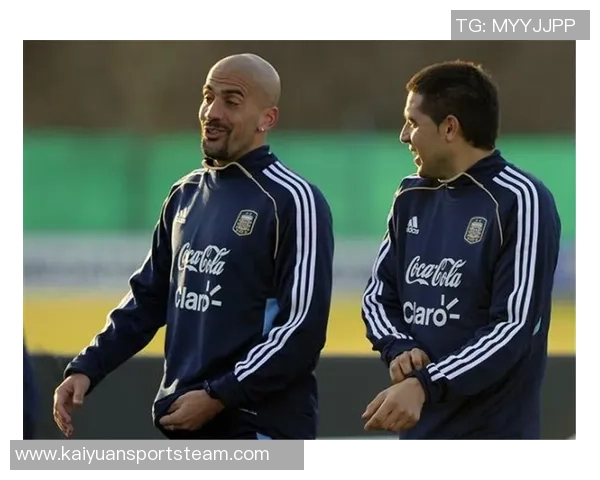 贝隆遭禁足半年妻子怒斥阿足协黑手党并暗指梅西背后阴谋